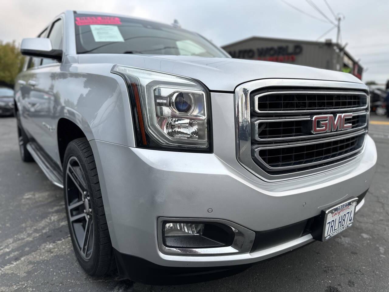 2015 GMC Yukon XL SLE 4x4 4dr SUV's photo