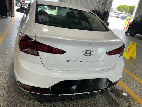2019 Hyundai Elantra SEL