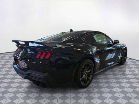 2026 Ford Mustang Dark Horse