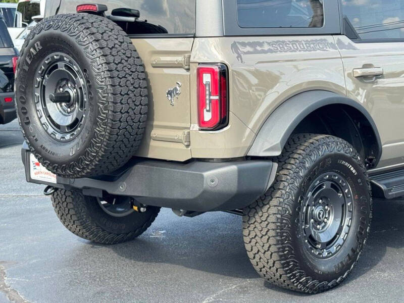 2025 Ford Bronco Outer Banks