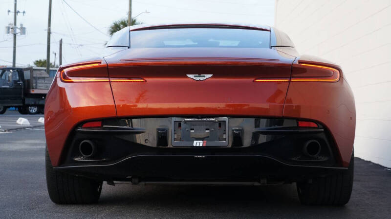 2017 Aston Martin DB11