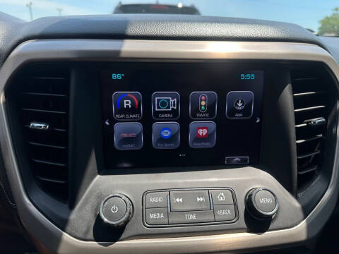 2017 GMC Acadia Denali