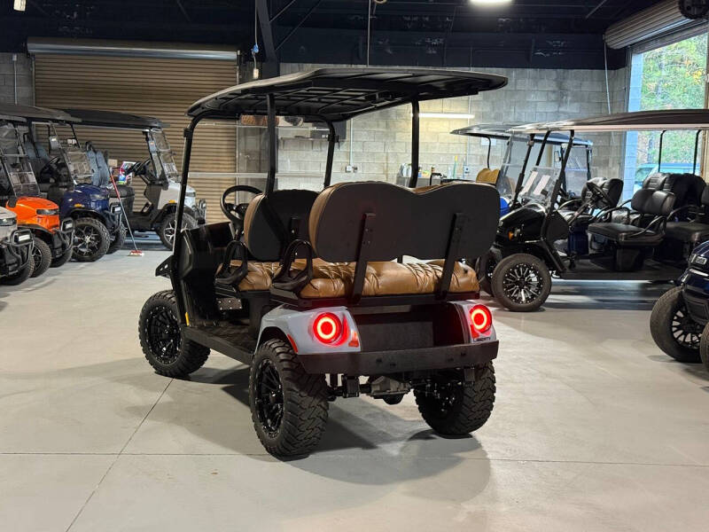 2025 E-Z-GO Liberty