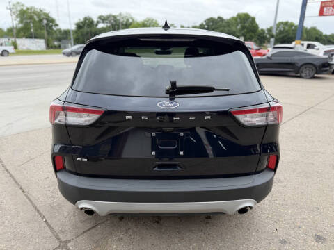 2021 Ford Escape SE