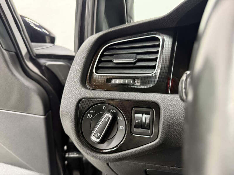 2017 Volkswagen Golf GTI