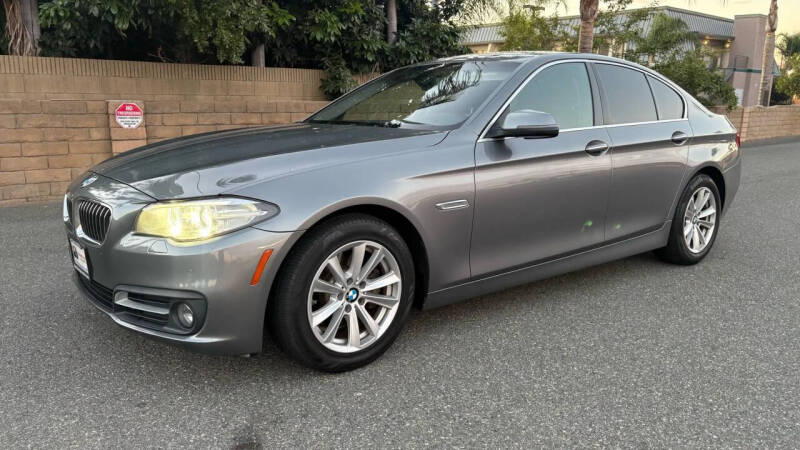 2015 BMW 5 Series 528i