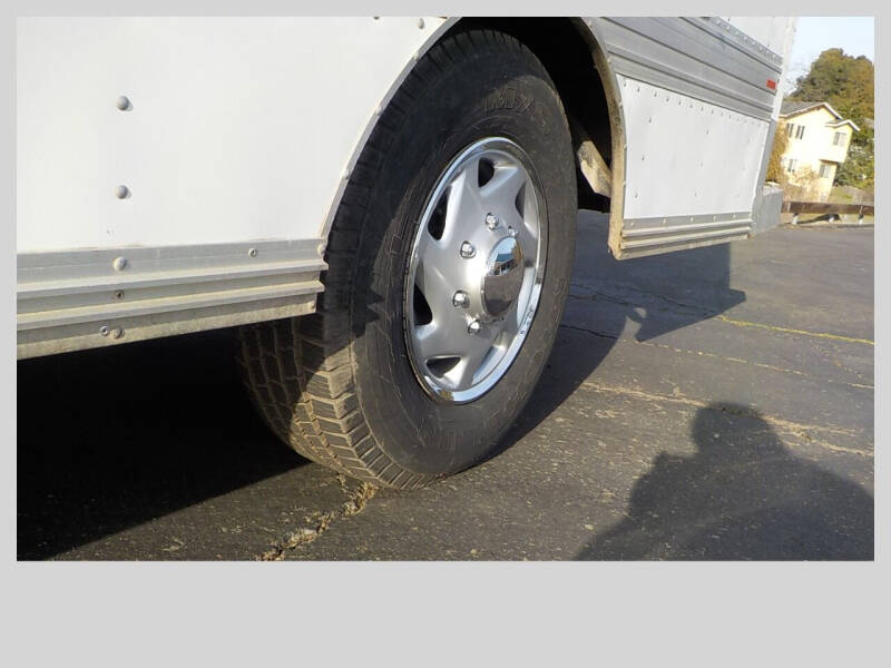 2012 Ford E-Series E-350 SD