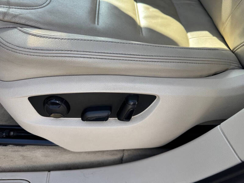 2013 Volkswagen Touareg