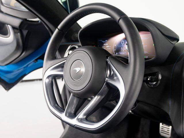 2025 McLaren GTS