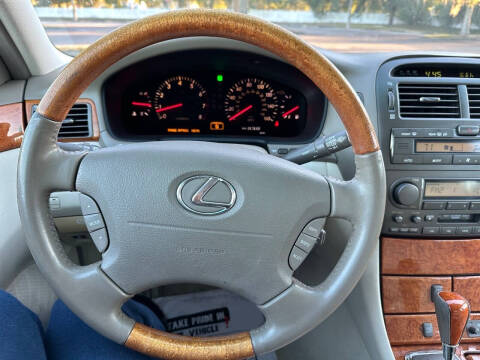 2001 Lexus LS 430