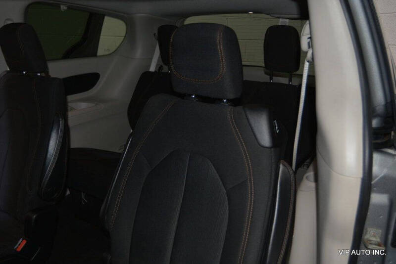 2017 Chrysler Pacifica Touring