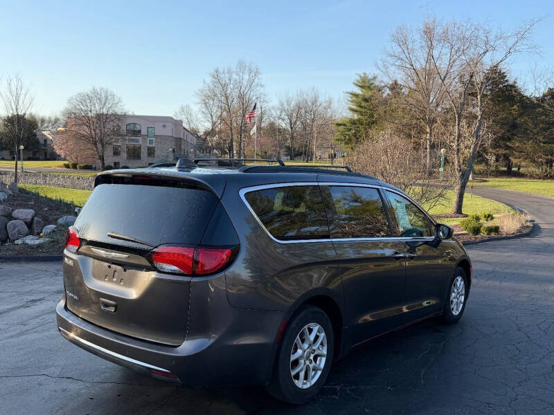 2020 Chrysler Pacifica Touring