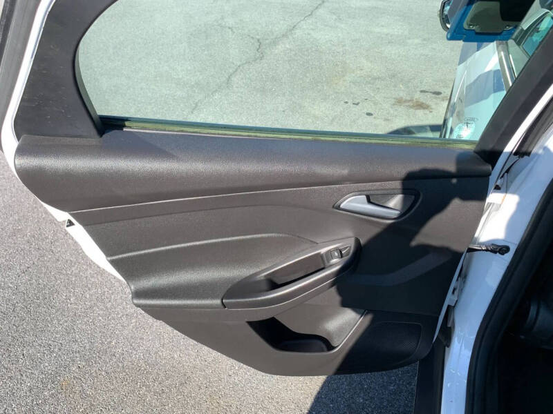 2017 Ford Focus SE