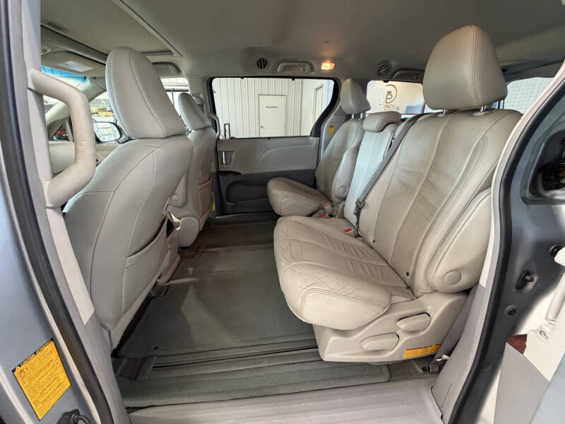 2014 Toyota Sienna