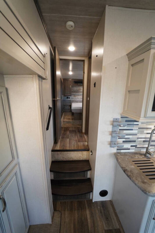 2021 Keystone RV Cougar 24 RDS