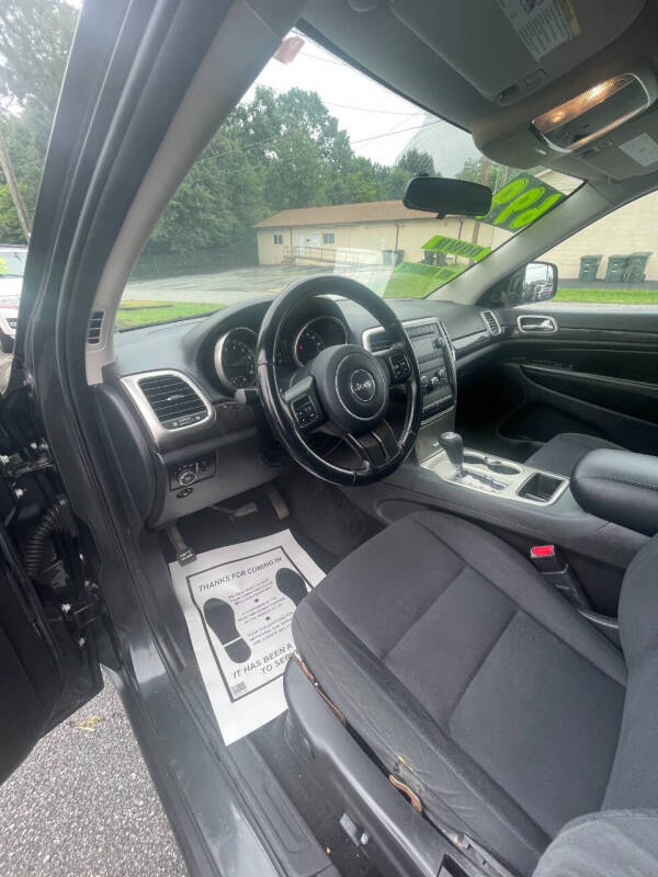 2011 Jeep Grand Cherokee Laredo