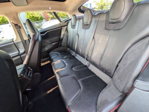 2013 Tesla Model S Performance