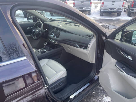 2021 Cadillac XT4 Premium Luxury