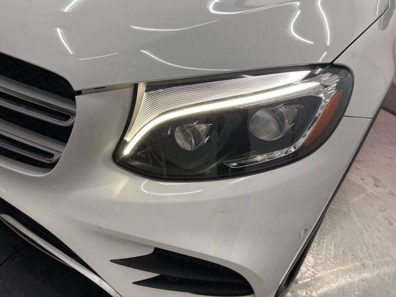 2017 Mercedes-Benz GLC GLC 300