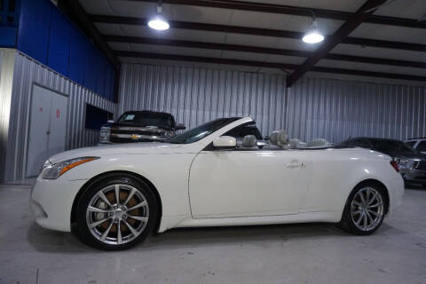 2010 Infiniti G37 Convertible for sale at SOUTHWEST AUTO CENTER INC in Houston TX