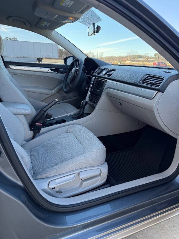 2016 Volkswagen Passat 1.8T S