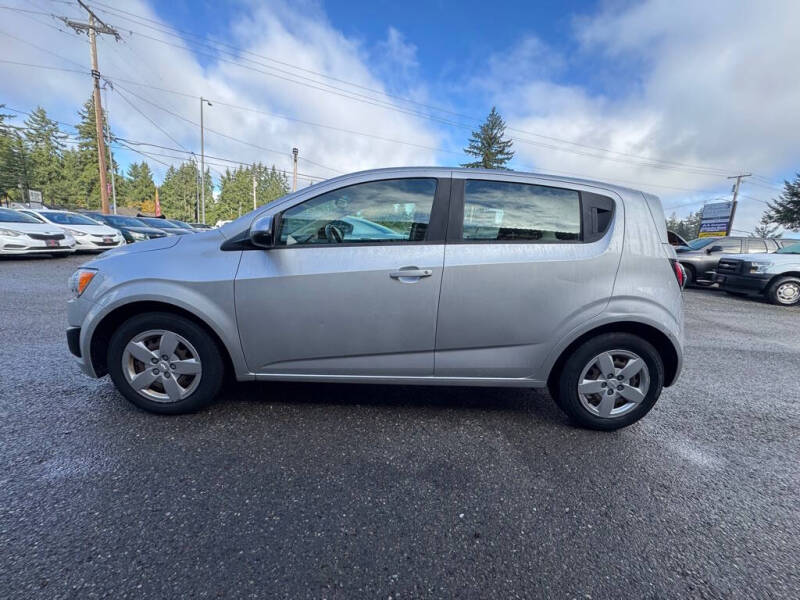 2013 Chevrolet Sonic LS Auto