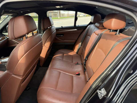 2012 BMW 5 Series 550i xDrive