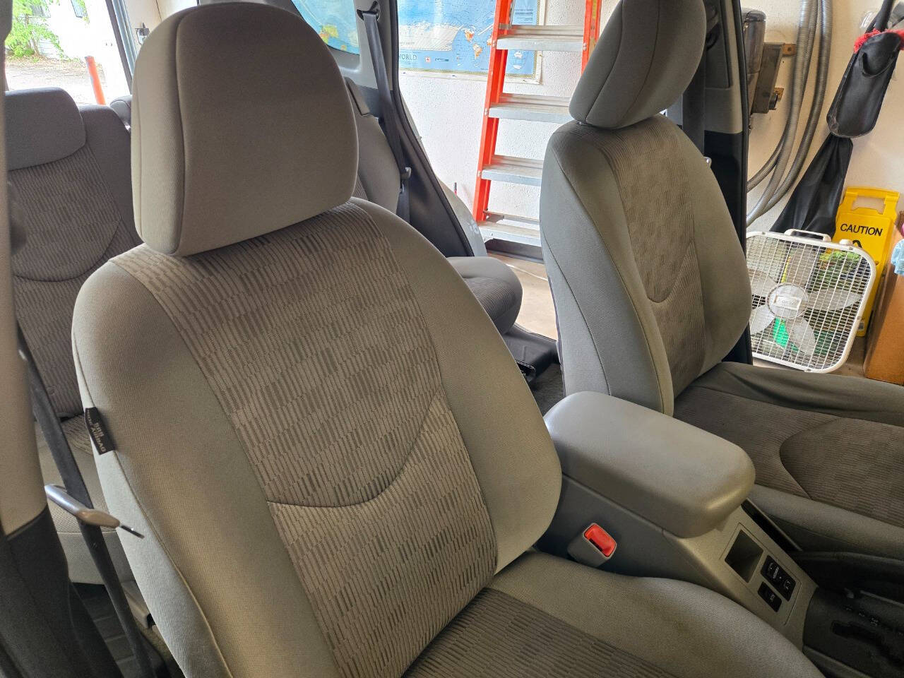 2011 Toyota RAV4 75