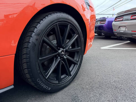 2016 Ford Mustang V6