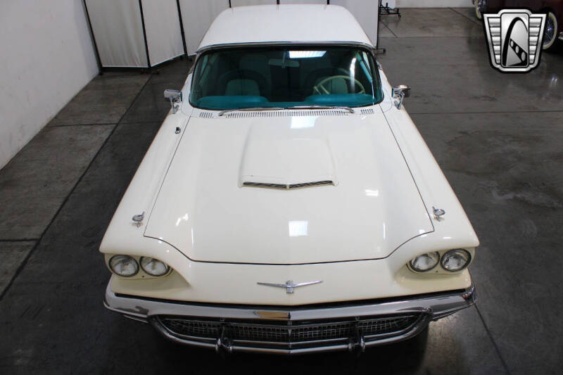 1960 Ford Thunderbird