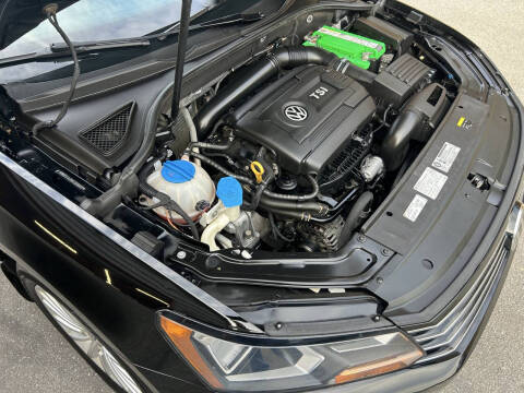 2016 Volkswagen Passat 1.8T SE