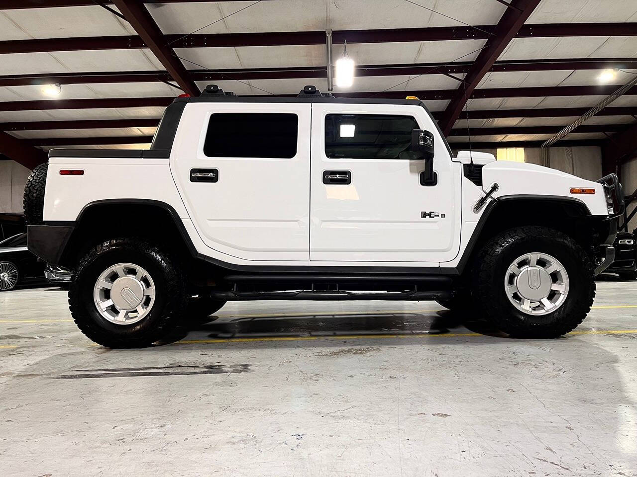 2008 HUMMER H2 SUT for sale at Carnival Car Company in Victoria, TX