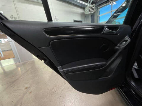 2013 Volkswagen GTI Wolfsburg Edition PZEV