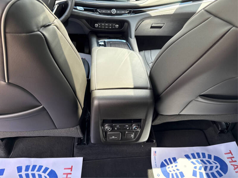 2024 Buick Enclave Avenir