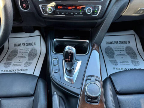 2015 BMW 3 Series 328i