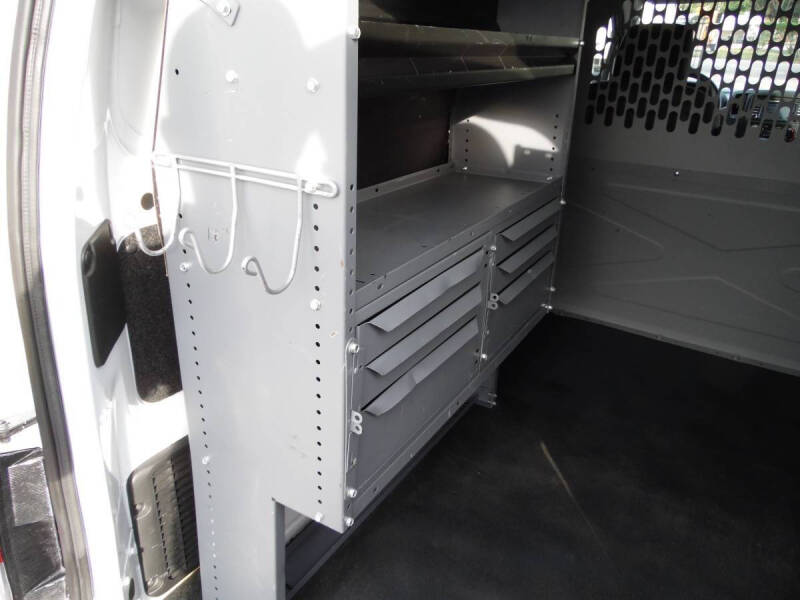 2017 Nissan NV200 SV