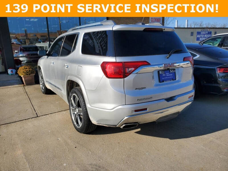 2017 GMC Acadia Denali