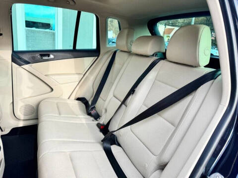 2017 Volkswagen Tiguan 2.0T Wolfsburg Edition 4Motion