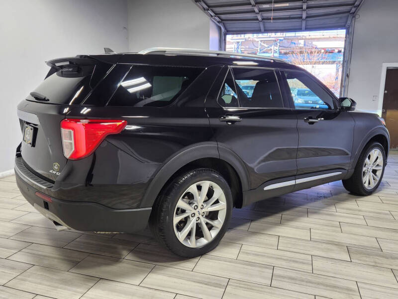 2022 Ford Explorer Hybrid Platinum