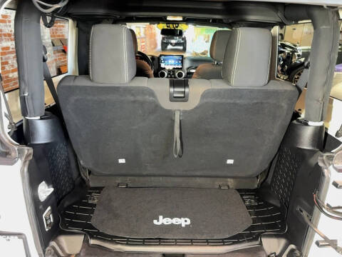 2015 Jeep Wrangler Sahara