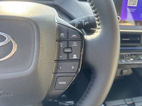 2025 Toyota Prius XLE