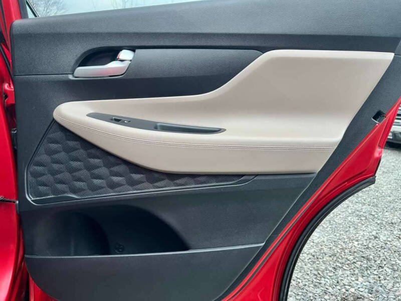 2022 Hyundai Santa Fe SE