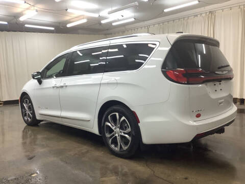 2026 Chrysler Pacifica Pinnacle