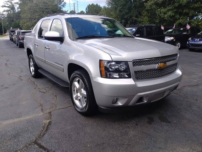 2013 Chevrolet Avalanche for sale at HERRERA AUTO SALES LLC in Sugar Hill GA