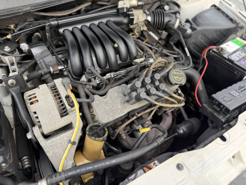 2003 Ford Taurus SES