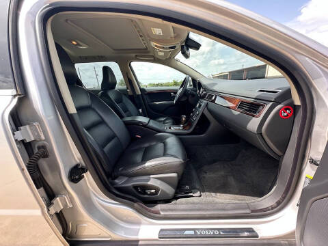 2009 Volvo V70 3.2