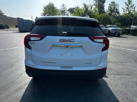 2024 GMC Terrain SLE