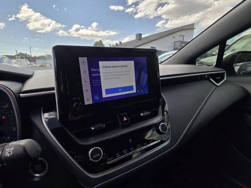 2023 Toyota Corolla Hatchback SE