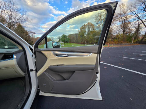 2017 Cadillac XT5 Premium Luxury