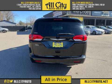 2020 Chrysler Voyager LXi